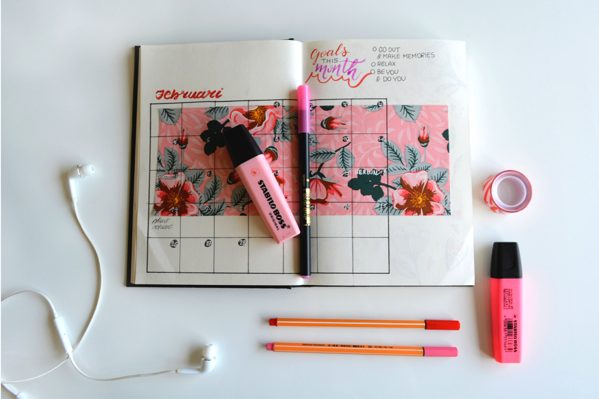 Meet the Queen of Planners: The Bullet Journal!